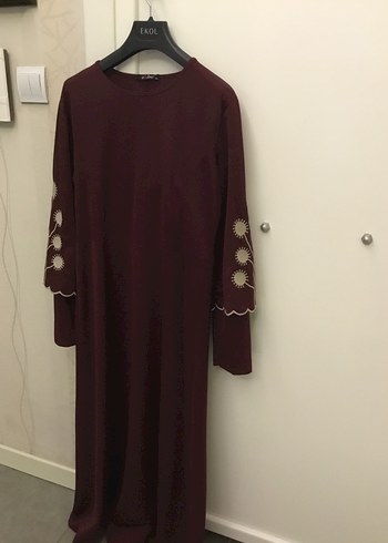 Kolları Nakışlı Uzun Kollu Elbise - Görsel 6