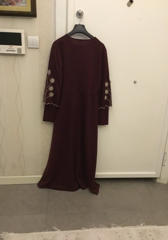 Kolları Nakışlı Uzun Kollu Elbise - Görsel 2