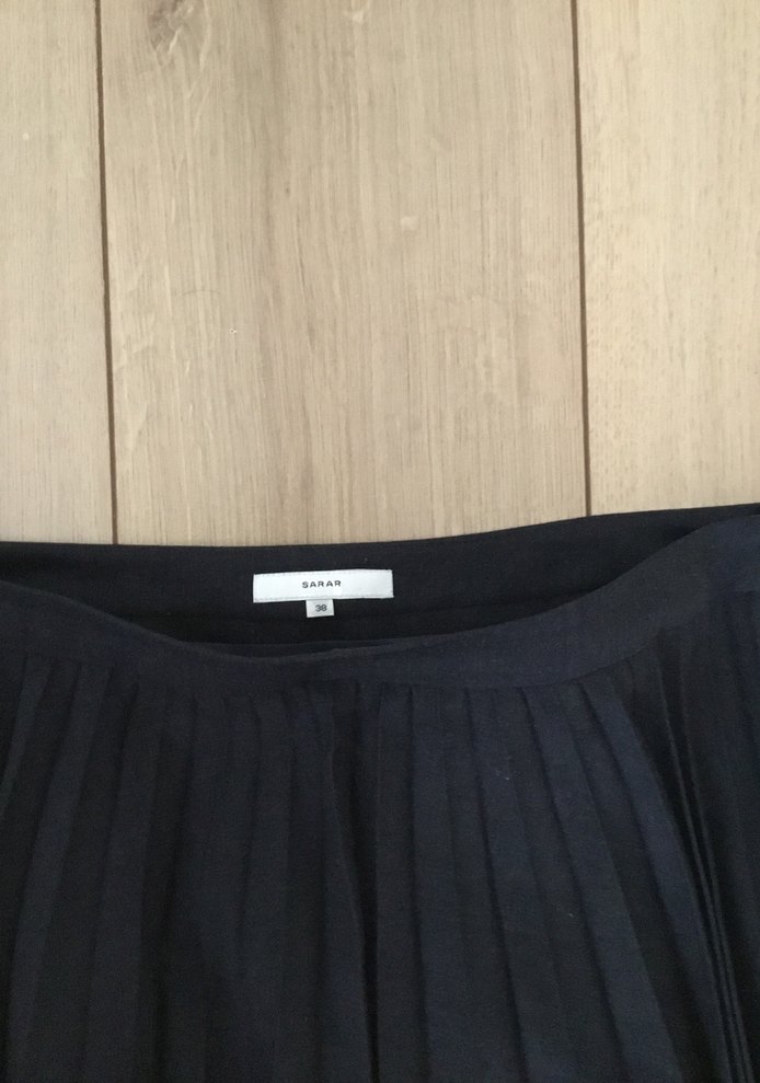 Sarar Pileli Lacivert Midi Etek - Görsel 2