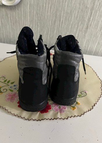 Gri Erkek Çocuk Punk Tarzı Lastik Bot - Görsel 4