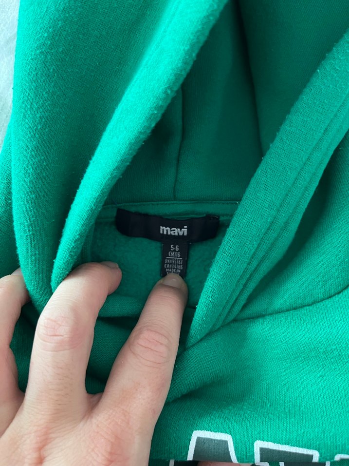 Yeşil Kapüşonlu Mavi Baskılı Sweatshirt - Görsel 4