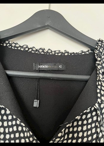 Siyah Puantiyeli Uzun Kollu Uzun Elbise - Görsel 4