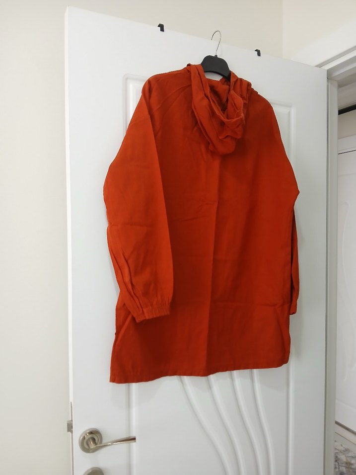 Kırmızı Kapüşonlu Kadın sweatshirt - Görsel 2