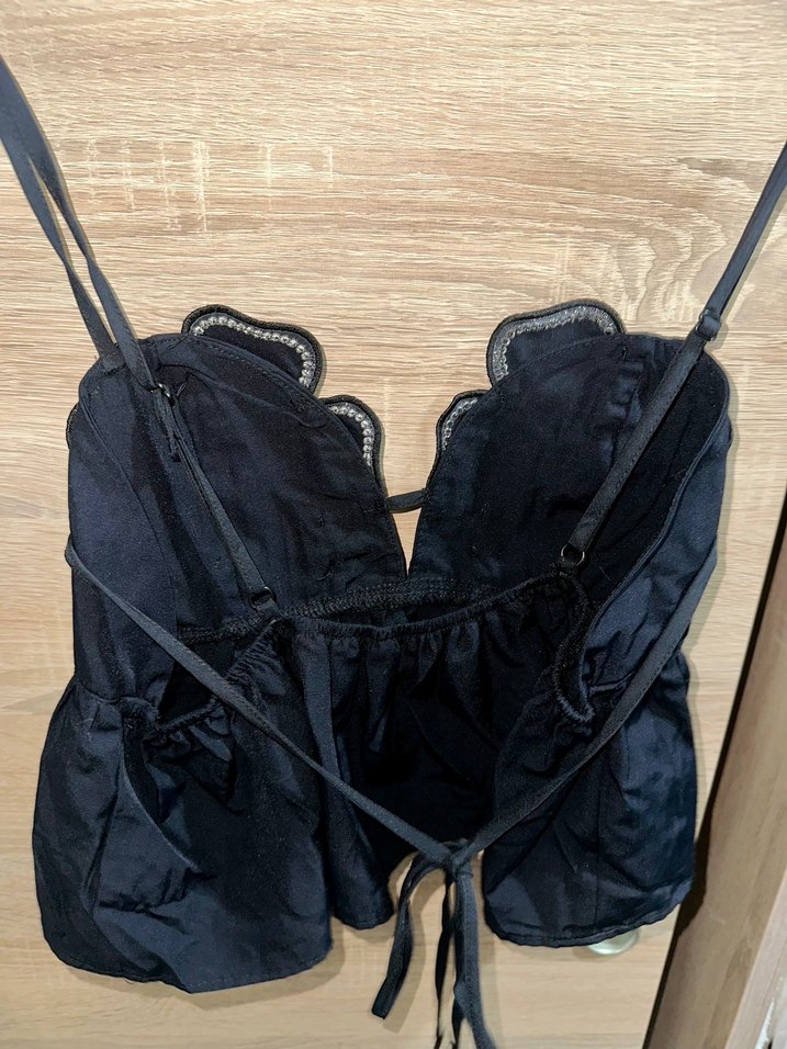 Çiçek Nakışlı Siyah Mini Büstiyer - Görsel 3