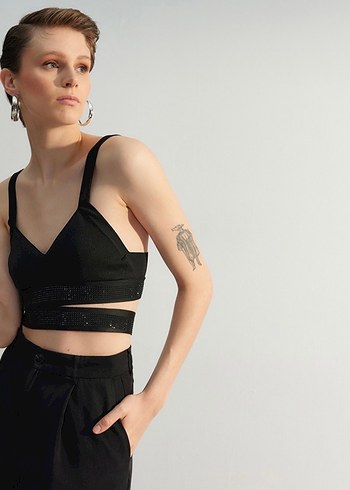 Siyah V Yaka Kemerli Mini Büstiyer - Görsel 5