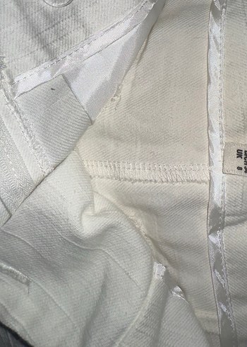 Beyaz Kemerli Keten Mini Bermuda Şort - Görsel 6