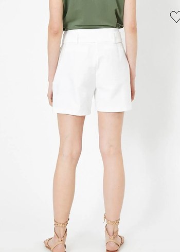 Beyaz Kemerli Keten Mini Bermuda Şort - Görsel 3