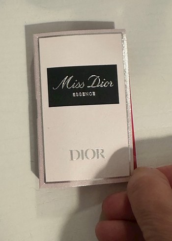 Beden Renk Dior Miss Dior Essence Kadın Parfümü