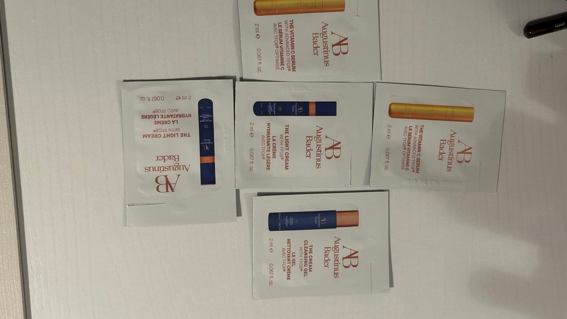 Augustinus Bader Açık Ton BB Krem Örnekleri - Görsel 4