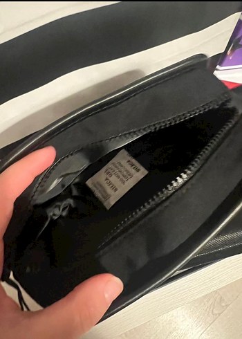 Orijinal YSL makyaj çantası - Görsel 3