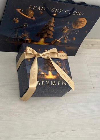 Beymen Altın Renkli Hediye Kutusu poşeti kurdele 12/12 cm - Görsel 2
