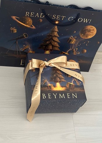 Beymen Altın Renkli Hediye Kutusu poşeti kurdele 12/12 cm - Görsel 3