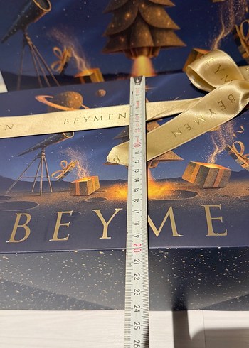 Altın Renkli Parlak Kurdeleli Hediye Kutusu büyük boy - Görsel 4