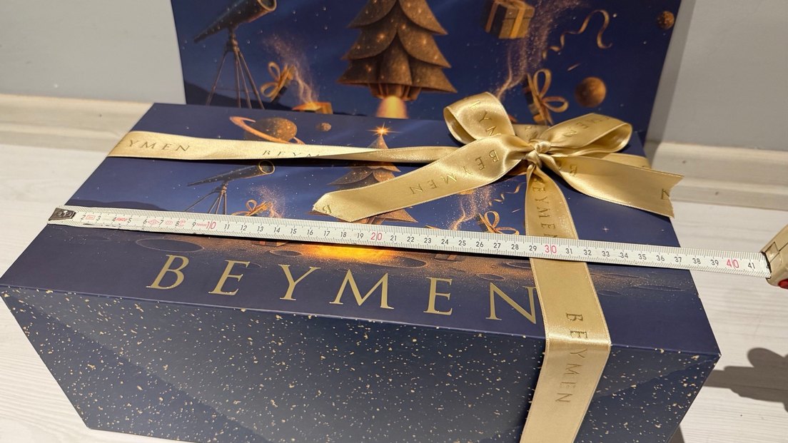 Altın Renkli Parlak Kurdeleli Hediye Kutusu büyük boy - Görsel 3