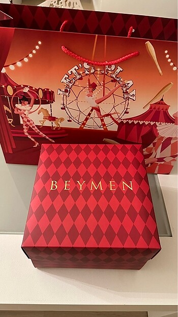 Beymen Hediye kutusu oelur kağıt