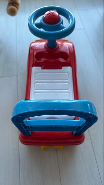 Beden kırmızı Renk Fisher price çocuk arabası kornalı kutusuz