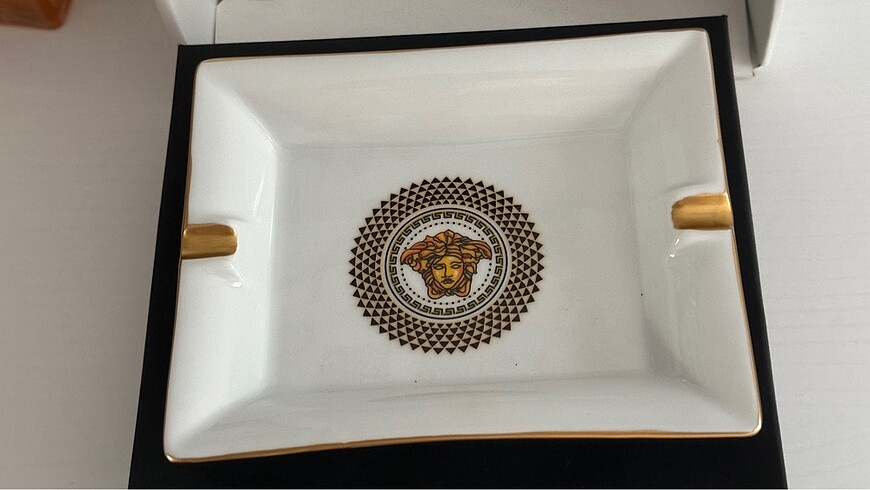 Diğer Versace küllük gold kenarlı Beymen kutulu göndereceğim