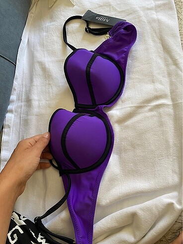 38 Beden Bikini üstü