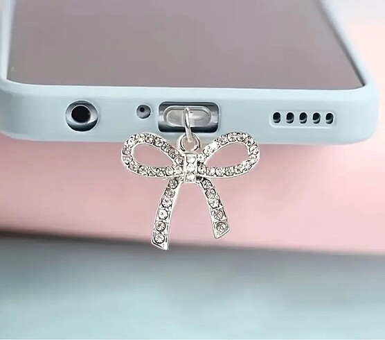 İphone Şarj Soketi Koruyucusu