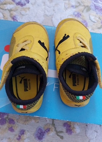 21 Beden Sarı orjinal puma Erkek Çocuk Spor Ayakkabı