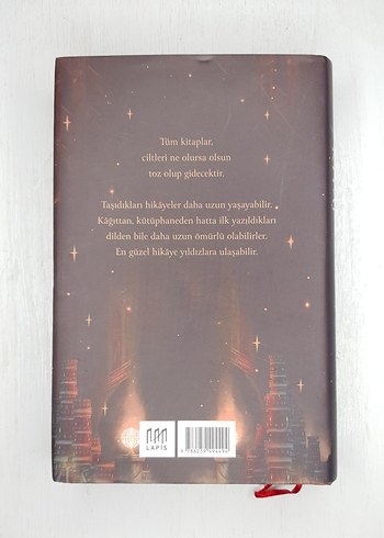  Yanmayan Kitap / Kütüphane Üçlemesi 1 (Ciltli) LAPİS YAYINCILIK