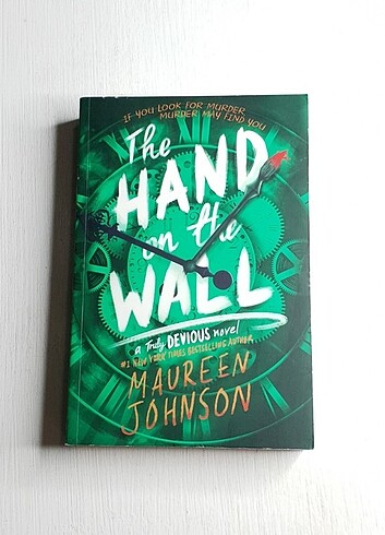 The Hand on the Wall (Truly Devious 3)