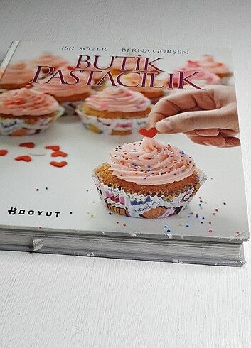Beden Renk Butik Pastacılık - Işıl Sözer - Berna Gürşen
