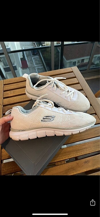 Skechers spor ayakkabı