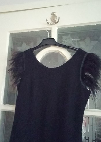 Tüy Detaylı Siyah Midi Kadın Elbise - Görsel 7