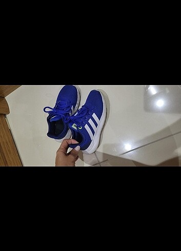 Adidas Çocuk ayakkabısı