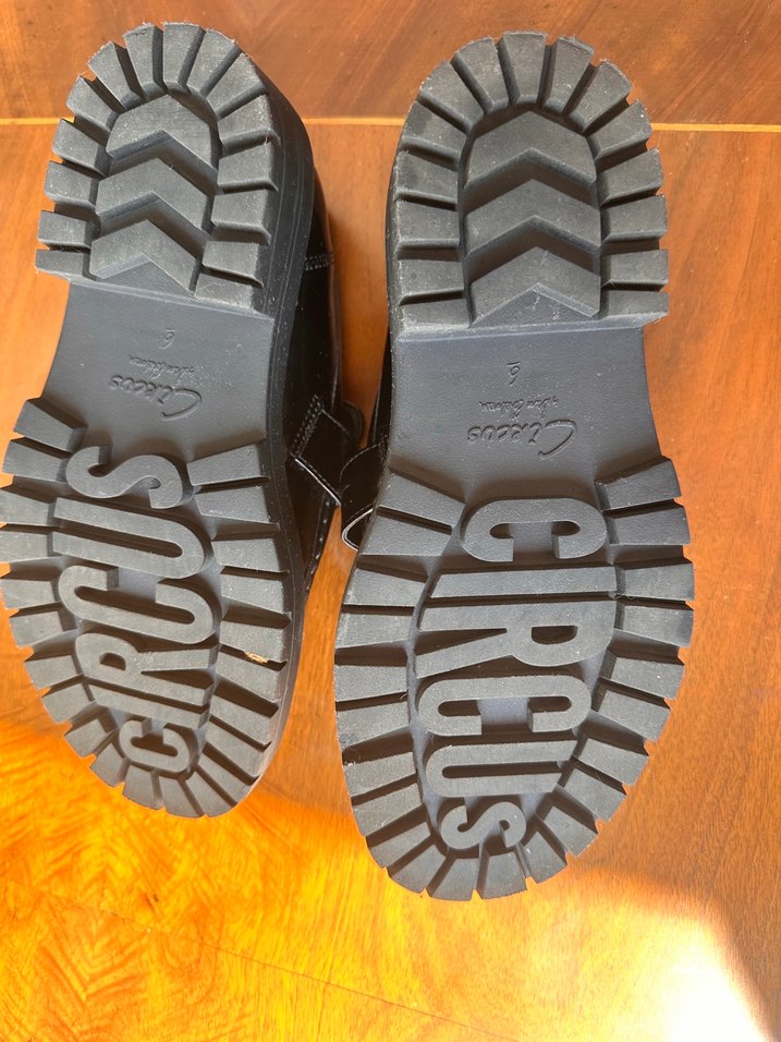 Siyah Parlak Tokalı Loafer Ayakkabı - Görsel 4