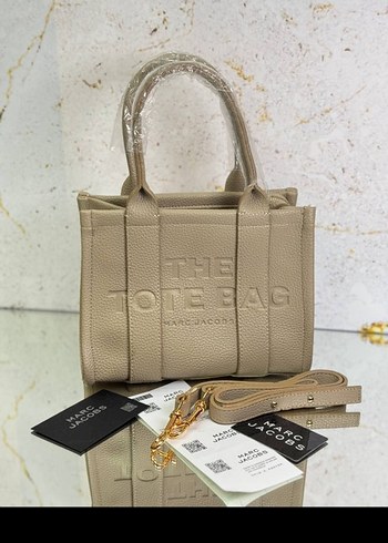 THE TOTE BAG MARC JACOBS medium