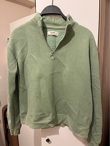 Pull and Bear Sweatshirt