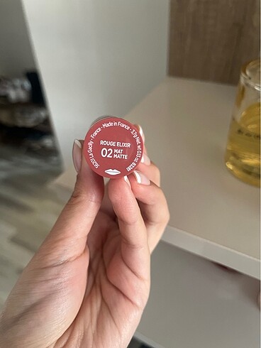  Beden Yves Rocher Mat Ruj