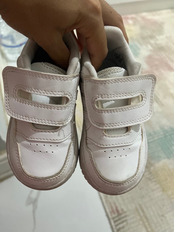 Erkek Çocuk Beyaz Cırt Cırtlı Spor Ayakkabı - Görsel 4