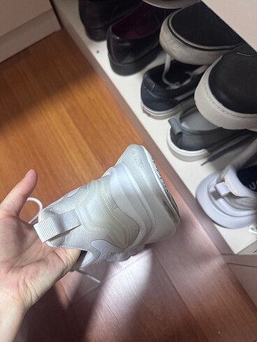 41 Beden beyaz Renk Adidas erkek ayakkabısı