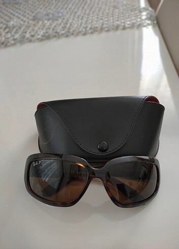 Beden Ray Ban güneş gözlüğü 