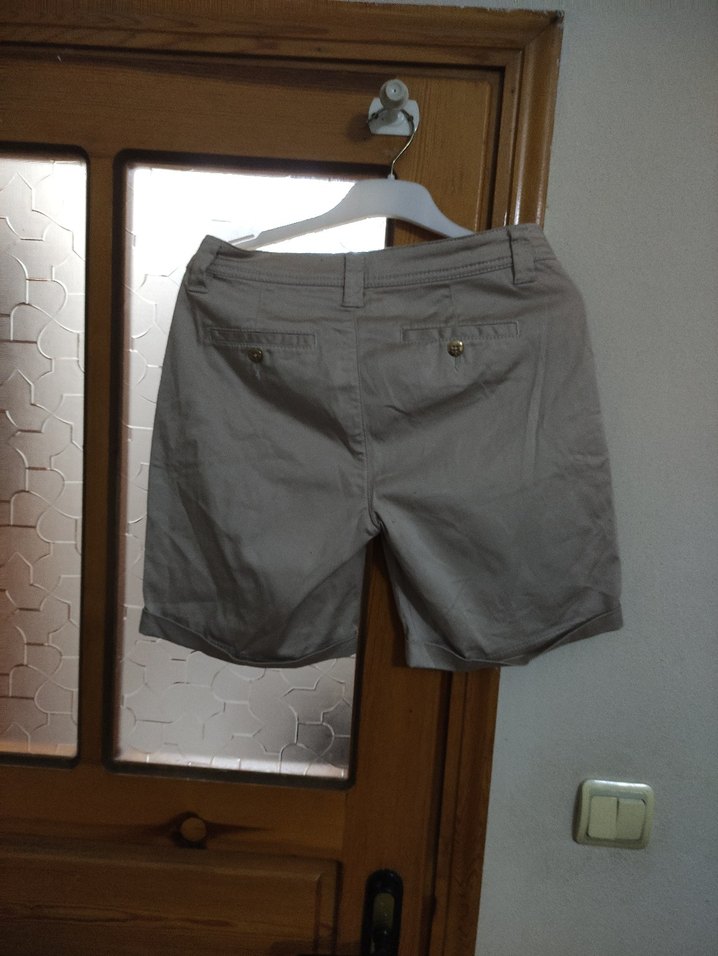 Kadın Gri Pamuklu Kemerli Bermuda Şort - Görsel 2