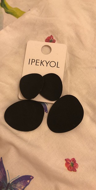 diğer Beden siyah Renk İpekyol küpe
