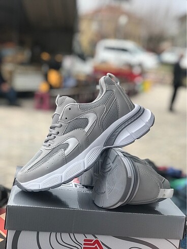 38 Beden EMAX DOLGU TOPUK BAYAN SPOR
