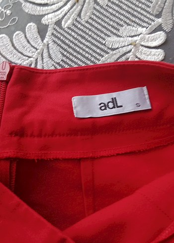 Kırmızı Mini Etek, Fırfırlı, Dar Kesim - Görsel 5