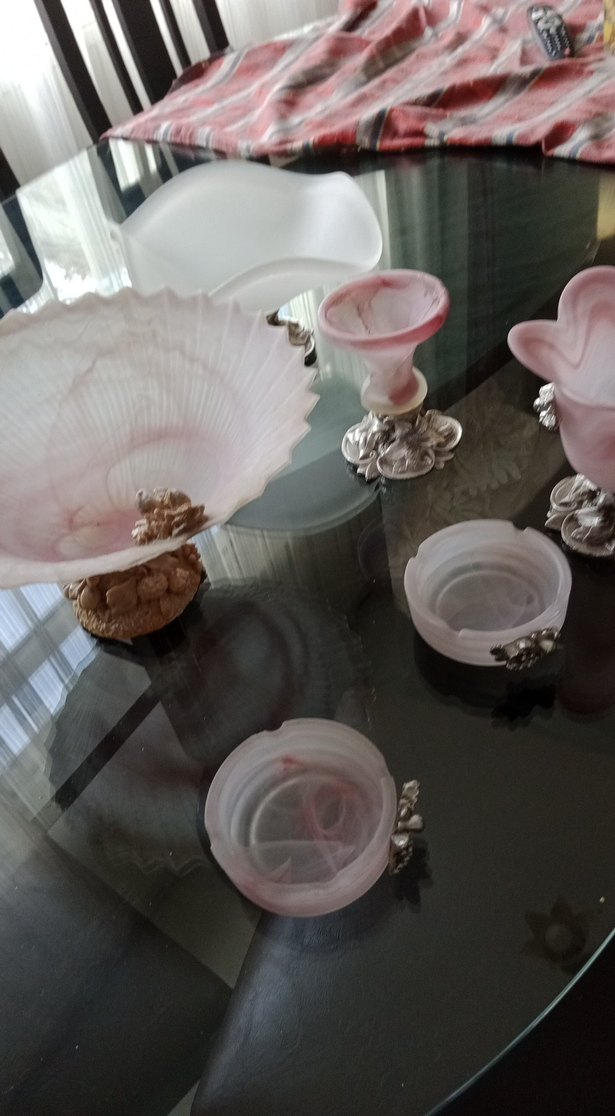 Pembe Çağdaş Dekoratif Tabak ve Vazolar - Görsel 3