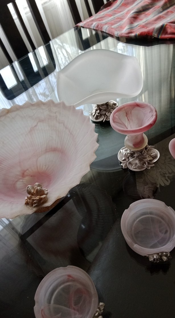 Pembe Çağdaş Dekoratif Tabak ve Vazolar - Görsel 2