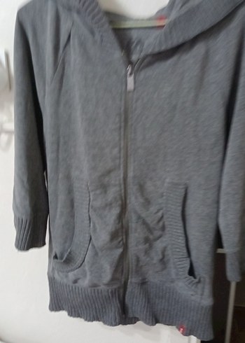 Gri Kapüşonlu Fermuarlı Hamile Hırkası - Görsel 3