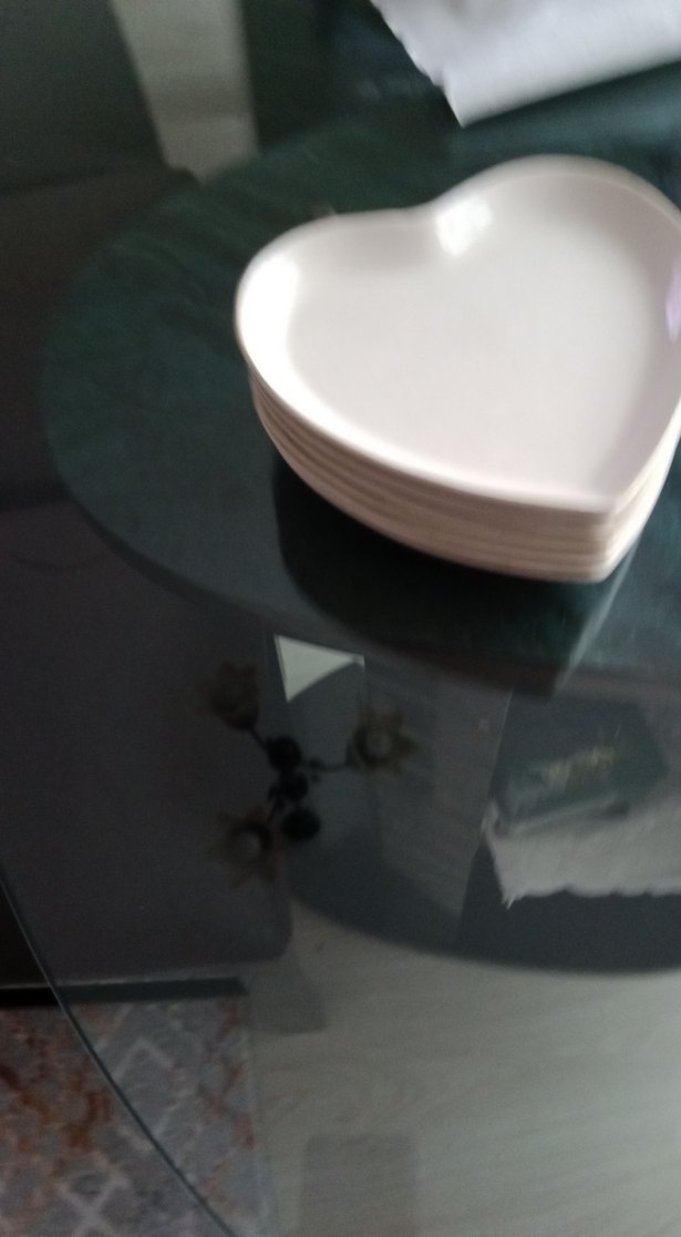 Beyaz Kalp Şekilli Tabak Seti - Görsel 3