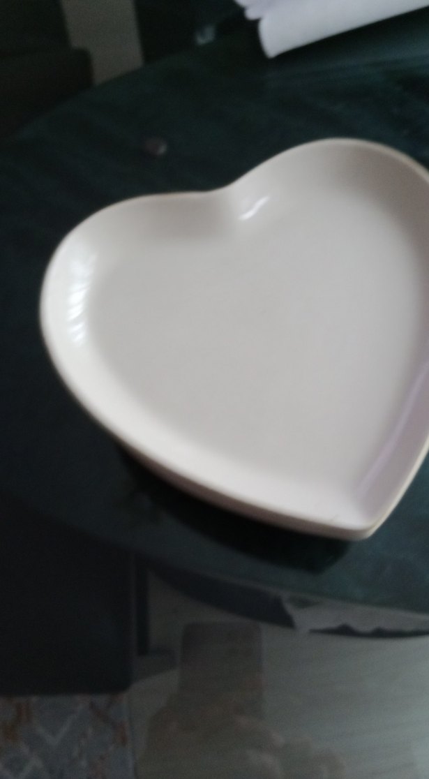 Beyaz Kalp Şekilli Tabak Seti - Görsel 4