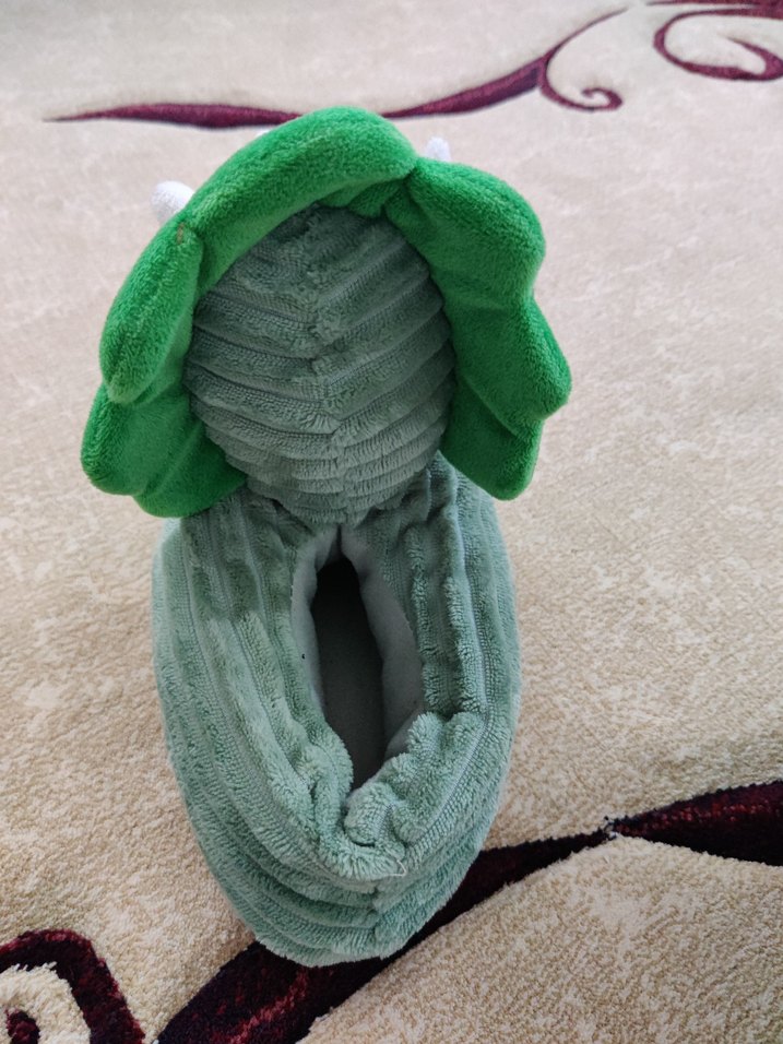 yesil triceratops panduf - Görsel 2