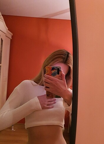 Krem basic crop bluz