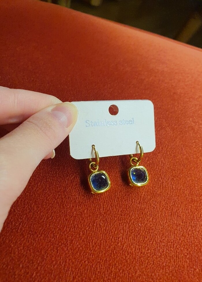 Mavi taşlı gold Çelik küpe ???? - Görsel 4