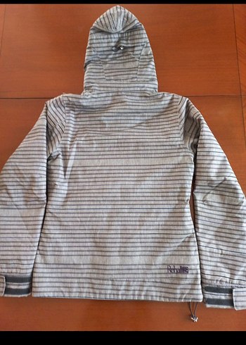 Gri Kapüşonlu Fermuarlı Kadın Mont - Görsel 2